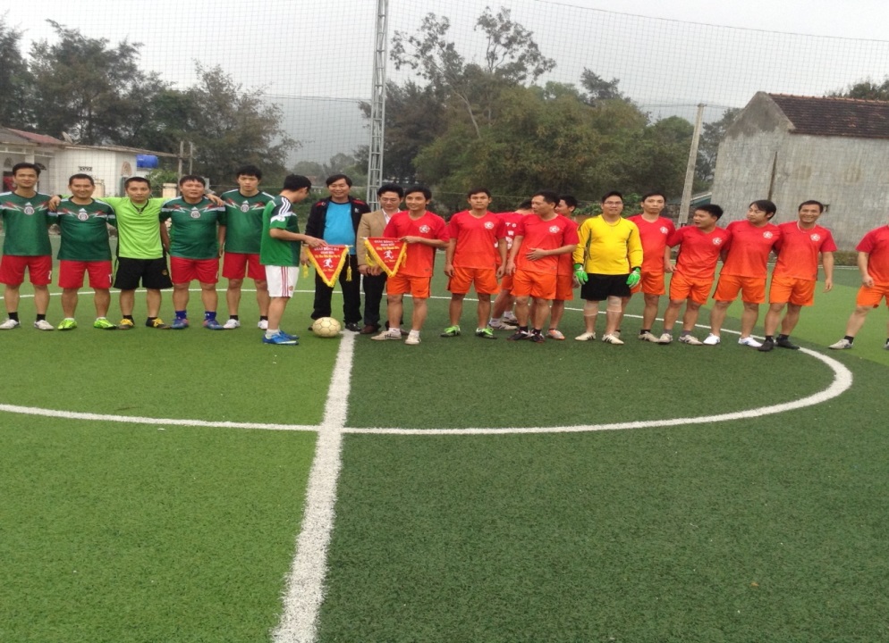 Công ty TNHH MTV Hoa tiêu hàng hải khu vực VI tổ chức Giải giao lưu bóng đá nhân ngày Quốc tế phụ nữ 8-3 