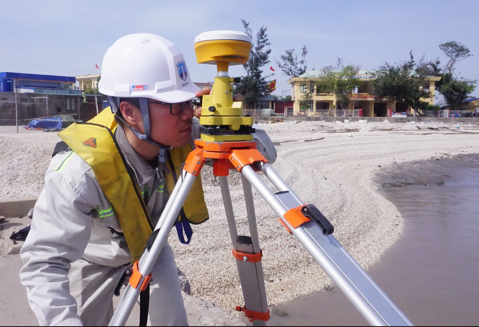 Chuyện chưa kể nghề sản xuất hải đồ